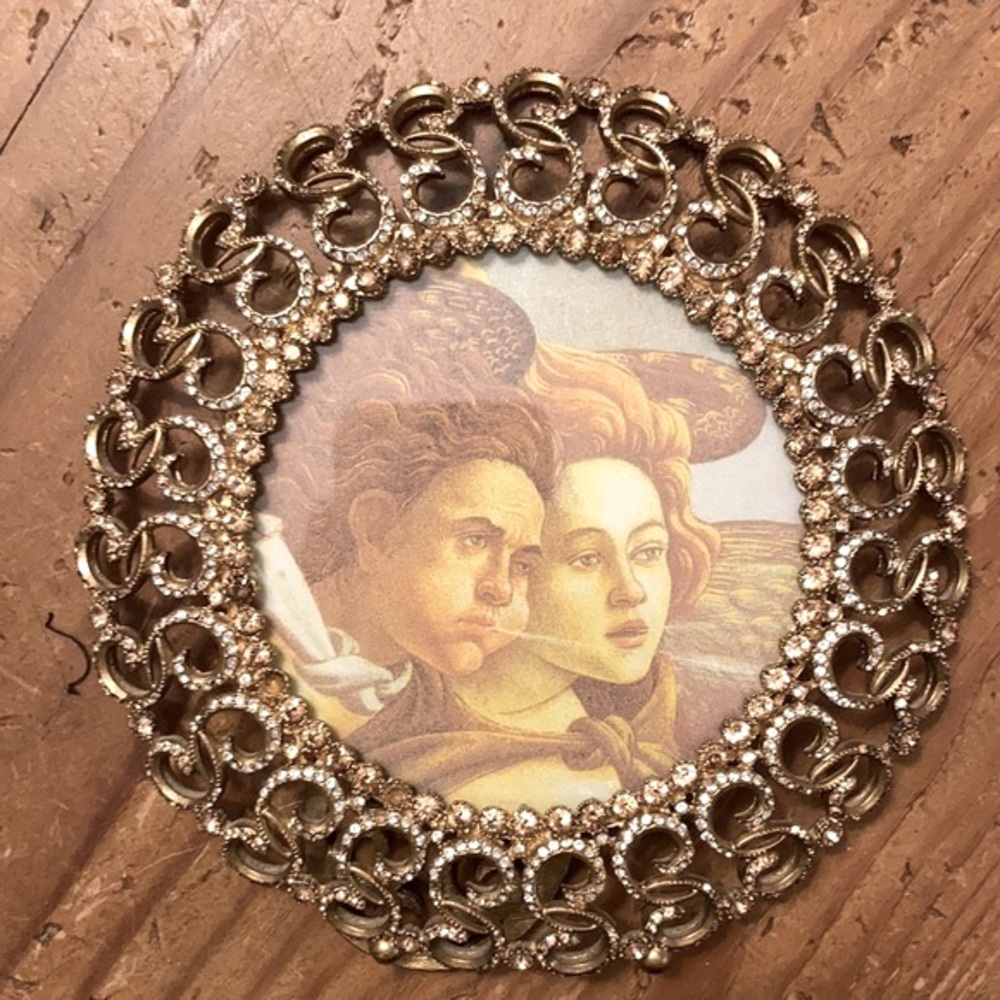 JAY STRONGWATER RARE Swarovski crystal Filigree scroll Round gold picture frame